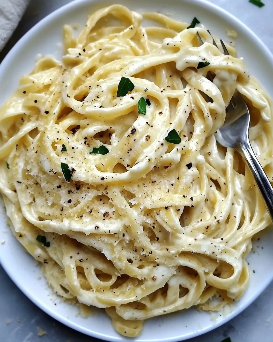 Delicious Best Homemade Alfredo Sauce Recipe dish photo