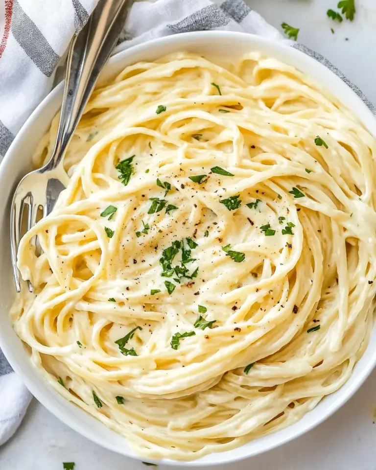 Homemade Easy Alfredo Sauce Recipe photo